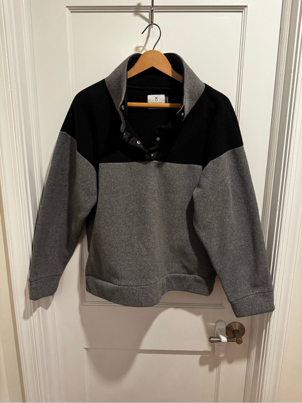 Dudley Stephens Two-Tone Snap Pullover Sweater - Black & Gray
